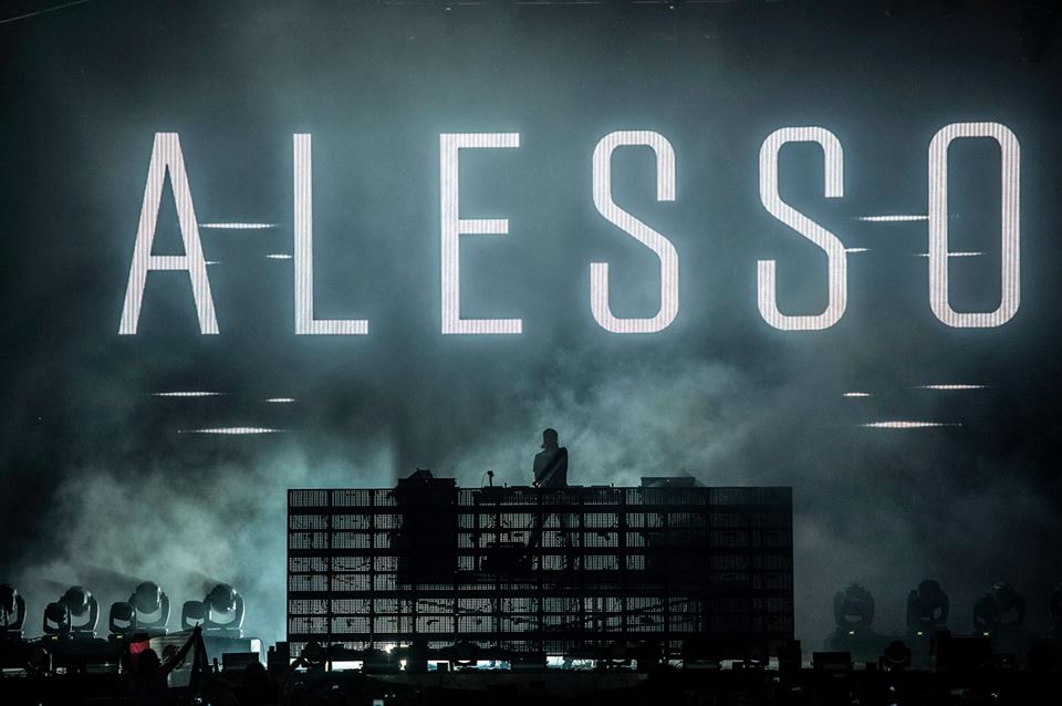 Had hit. Alesso логотип. Alesso обои. Алессо payday 2. Alesso "Forever".